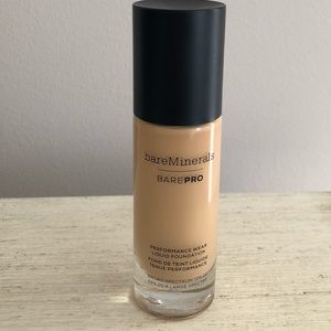 bareMinerals foundation color Pecan